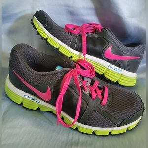 Nike Women's Dual Fusion Running Shoes - Pink Green and Black SIZE 5.5